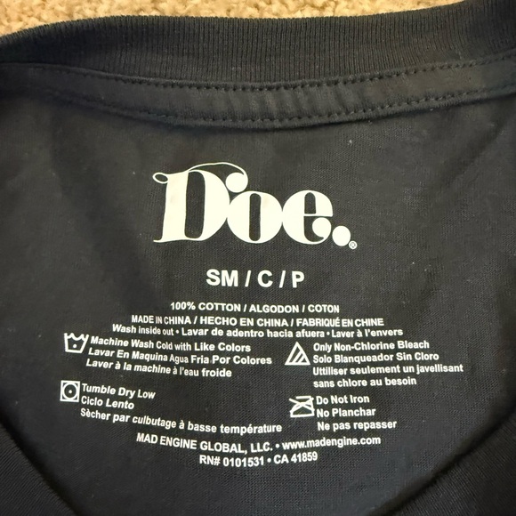 doe floral  Sleeveless crop Top - Black size small - Picture 4 of 5